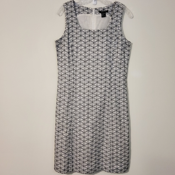 Luciano Dante Black/White Eyelet Embroidery Sleeveless Sheath Dress Size 6 - Picture 1 of 10
